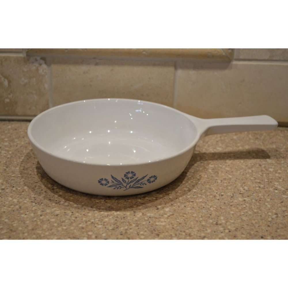 Corning Ware Cornflower Blue P-83-B SKILLET Fry Pan 6.5"  (P)
